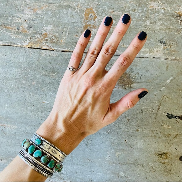 ♥️ Artisan ♥️ Vintage Irish Sterling Silver Claddagh Ring - Picture 2 of 13
